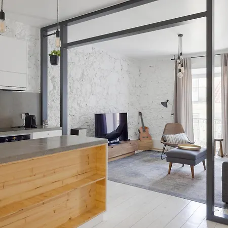 Architectural Gem In Bica Ii *