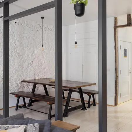 Architectural Gem In Bica Ii * Lizbona
