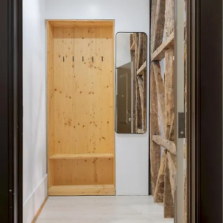 Architectural Gem In Bica Ii